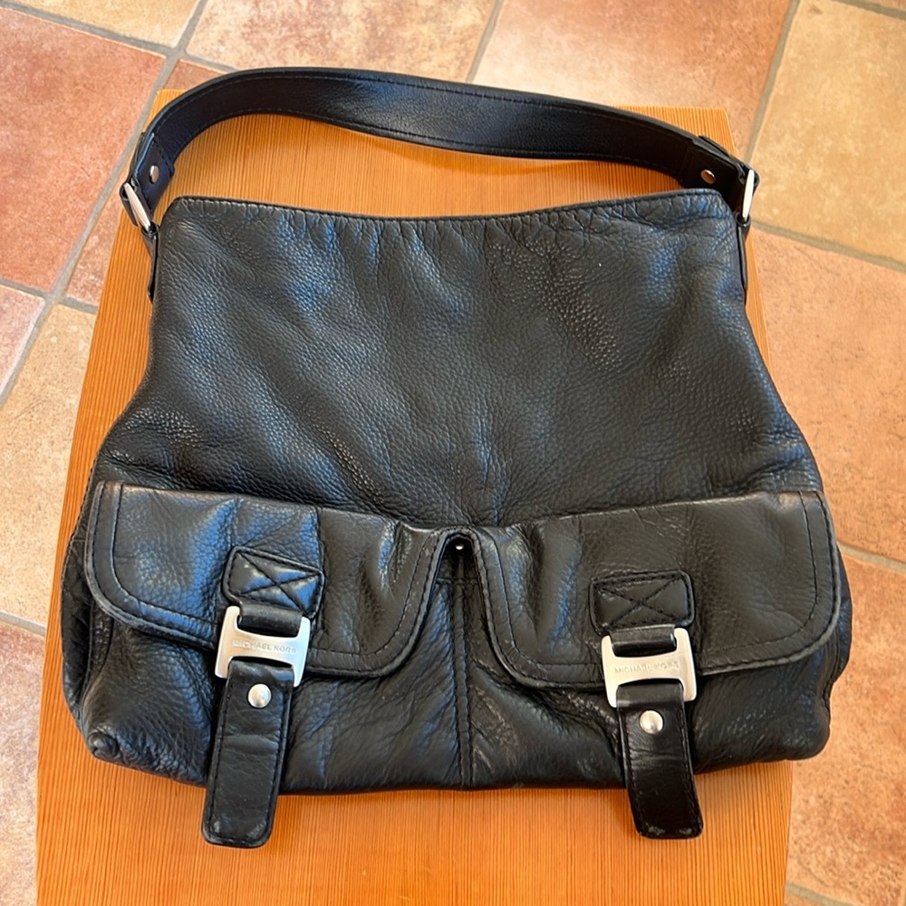 Michael Kors black leather pocketbook, excellent condition!